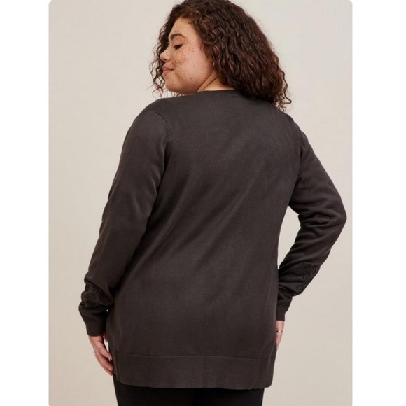 TORRID NWT Warner Bros Corpse Bride Cardigan Button Down Sweater. Halloween - Picture 4 of 6